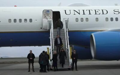 Jill Biden flies a rescue mission to the frontier on the taxpayers’ dime