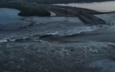 Dam breach threatens thousands – Infographics