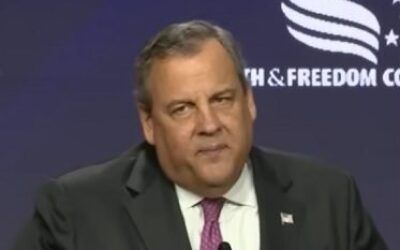 ‘You can boo all you want’: Chris Christie heckled as audience chants ‘Trump’ at evangelical conference