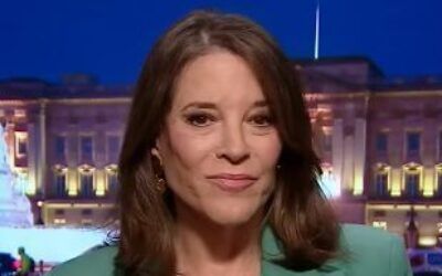 Longshot Democratic presidential candidate hires third campaign manager