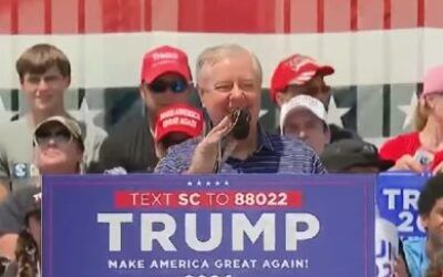 Lindsey Graham mercilessly heckled during home-state Trump rally