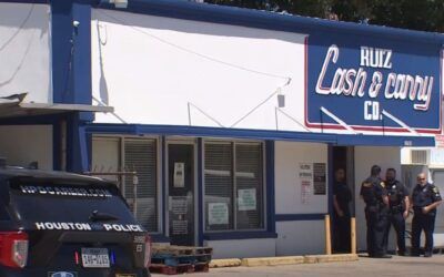 Texas store owner sends two thugs to the morgue after attempted ‘jugging’ robbery