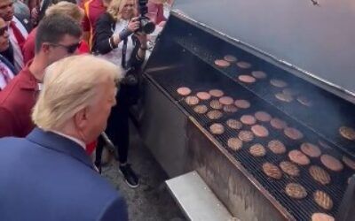 Trump crashes a college football tailgate
