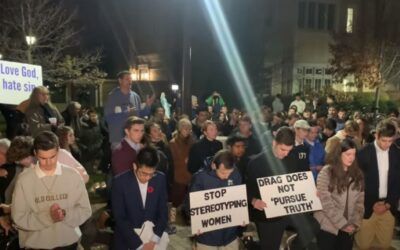 Notre Dame students hold prayer vigil in protest of campus drag show