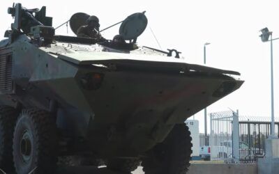 Military vehicle rollover kills 1 Marine, injures more than a dozen
