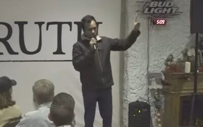 Vivek Ramaswamy says voting for Trump is a ‘trap’ during Iowa town hall