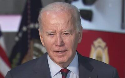 Biden regales firefighters with repeat of wildly exaggerated tale of small fire in his kitchen