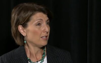 Chair of powerful House committee calls it quits