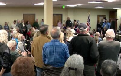 Residents in Denver suburb revolt over sanctuary city rumors