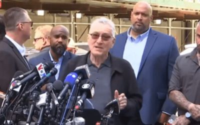 Broadcasters group yanks award for De Niro after unhinged courthouse rant