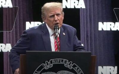 ‘Donald Trump doesn’t freeze!’ Trump dispels ‘fake story’ about ‘glitch’ in NRA speech