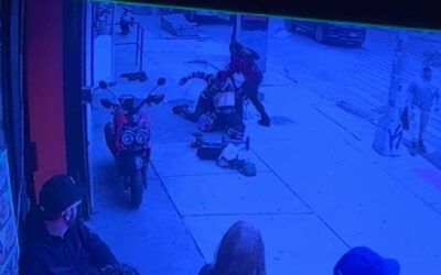 Thug ends up in hospital after attacking the WRONG couple on NYC sidewalk