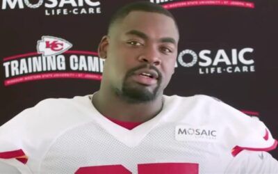 KC Chiefs star offers to pony up $1.5 million to free Illinois school worker chicken wing thief