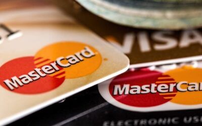 Trump’s latest idea to cap credit card interest rates helps Americans, banking groups not happy