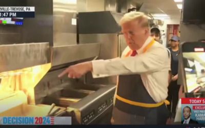 MSNBC can’t figure out why Trump would ‘work a fryer’ at McDonald’s, as crowd cheers him on