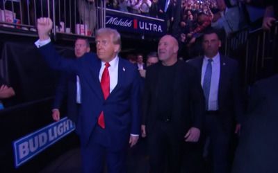 Trump gets hero’s welcome at NYC UFC event