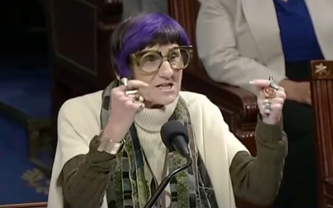 This crazy lady, 81, screaming about ‘President Musk’ is the most powerful Democrat in Congress