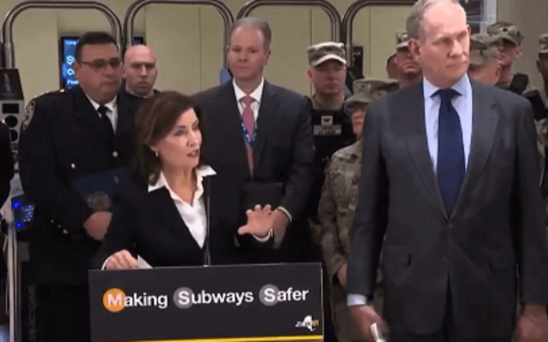 Gov. Hochul left speechless after journo bodies her with crime data