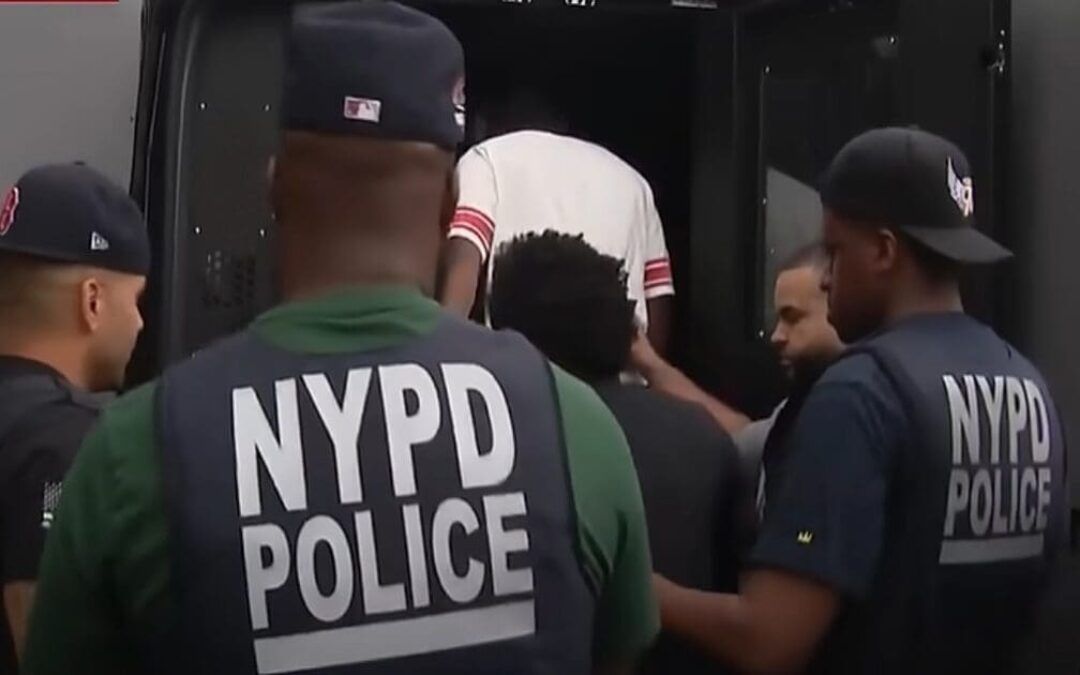 Over 1,000 suspected illegal alien gang members receiving big perks from taxpayers in NYC: report