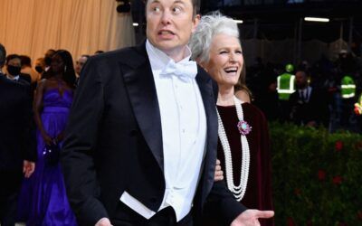 ‘Elon, please sue them’: Musk’s mom wants him to sue CNN for Nazi salute slander