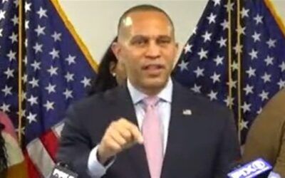 White House seeks Jeffries apology for ‘disgusting threat’ about fighting Trump ‘in the streets’