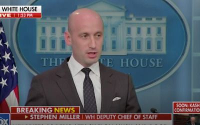 Top Trump adviser gives corporate media ‘civics lesson’ during White House briefing