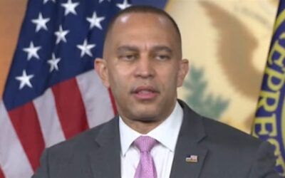 Lying Jeffries tells CNN Democrats are the ones securing the border, not Trump