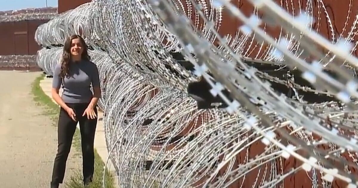 Susan Sharp Border Rac Illegal border crossings near record low in August - The Daily Bo Snerdley