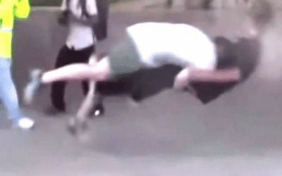 ‘Near perfect form’: LA bystander takes down violent rioter like a seasoned linebacker