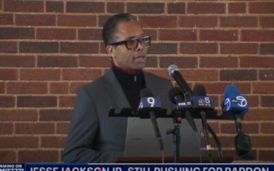 Some Chicago Dems clamoring for ex-con to run for Congress again