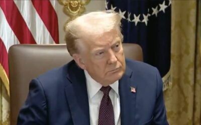 Reporter tells Trump harrowing story about how she was mugged on streets of DC