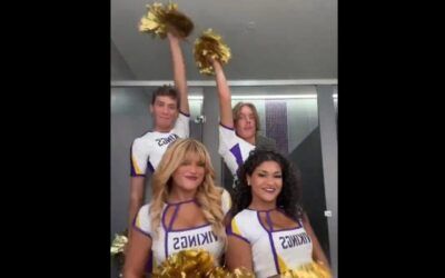 Video of Vikings male cheerleaders in same bathroom as females ramps up NFL controversy
