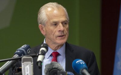 Peter Navarro demands the DOJ explain why it’s backing down from his case