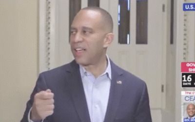 Hakeem Jeffries goes on angry rant about Karoline Leavitt after she dissed Democrats over shutdown