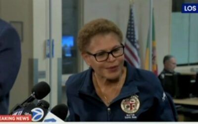 Karen Bass claims vocal palisades fire survivors are spreading misinformation, traumatizing others
