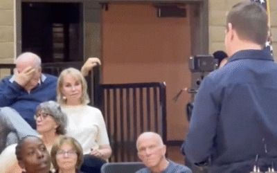 Eric Swalwell short-circuits when asked if biological men should stay out of women’s bathrooms