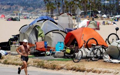 Pookie pipes and butcher knives: Skid Row residents tell officials they’re killing people