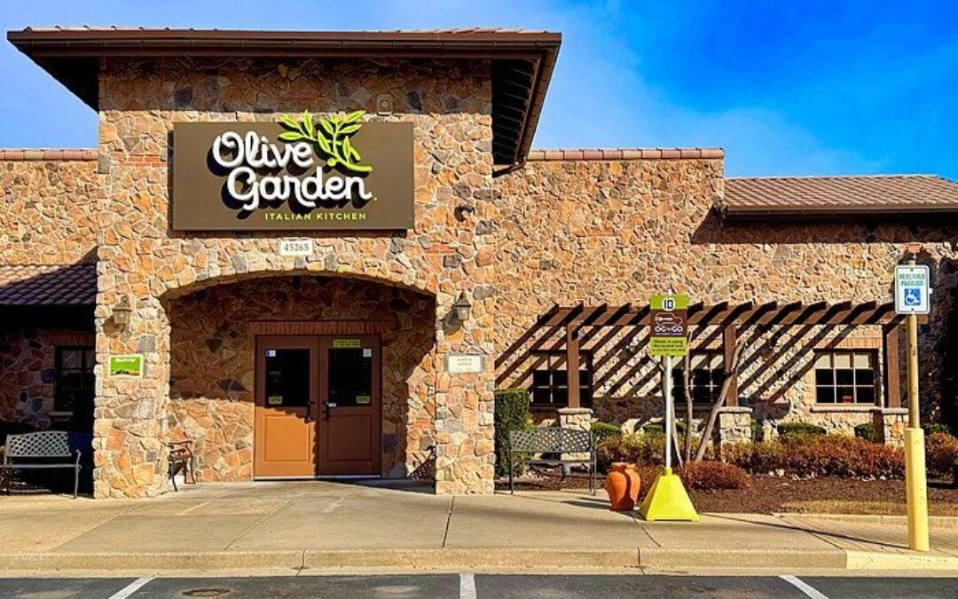 Olive Garden cook strips naked, plunges head into deep fryer in ghastly workplace suicide