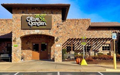 Olive Garden cook strips naked, plunges head into deep fryer in ghastly workplace suicide