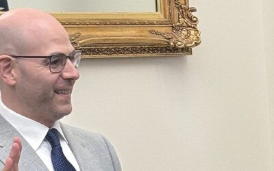Trump Federal Reserve pick honors pledge to give up conflict of interest