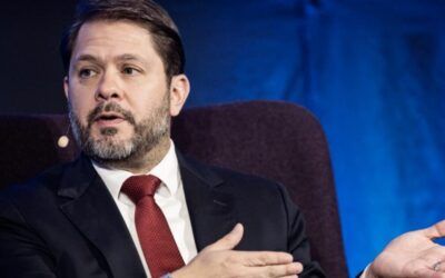 Dem senator threatens business leaders cozing up to Trump: ‘We’re going to break up your companies’