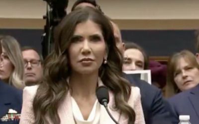 Kristi Noem pressed about rumored fling playing white knight while husband looks on