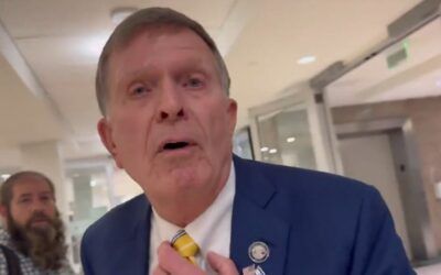 Senator snaps at journalist: ‘If I was at home I’d bust your face right now’