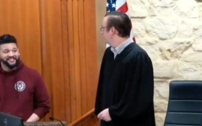 ‘Get out of my courtroom!’ Arrogant judge snaps on IT worker helping him fix court computer issue