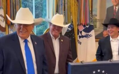 Trump rocks $10K cowboy hat as he welcomes rodeo world champs to White House