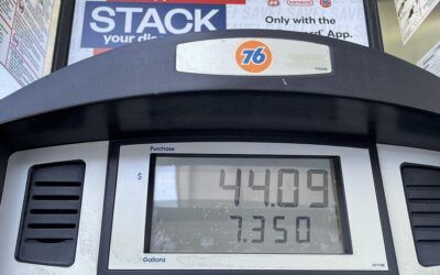 U.S. gas prices at 4-year high as oil exports hit new record