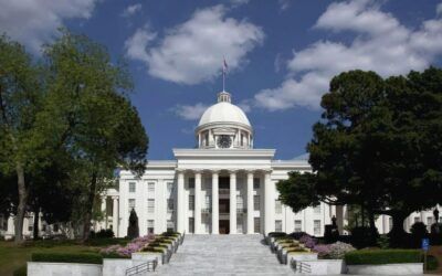 Federal judges temporaily block Alabama redistricting map