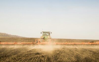 Pesticide giants want special treatment in Washington. Farmers want their rights.