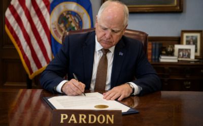 Tim Walz rushes pardon for violent armed robber illegal before ICE can deport him