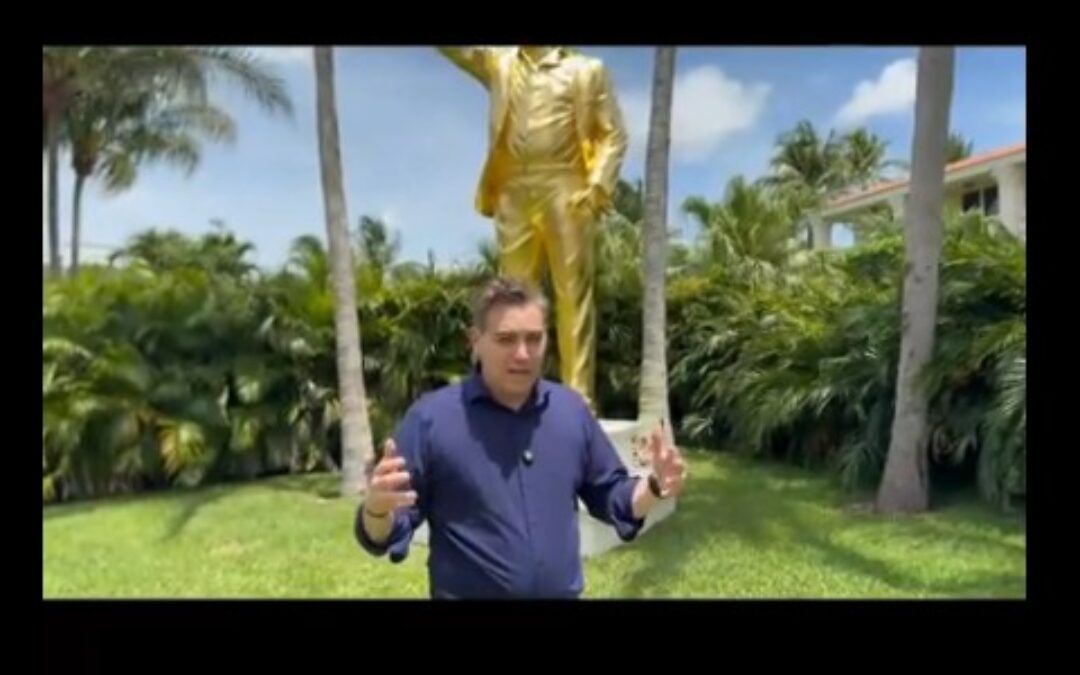 Acosta’s ‘real news’ gold: Ex-CNN buffoon finds gold Trump statue, calls it ‘journalism’